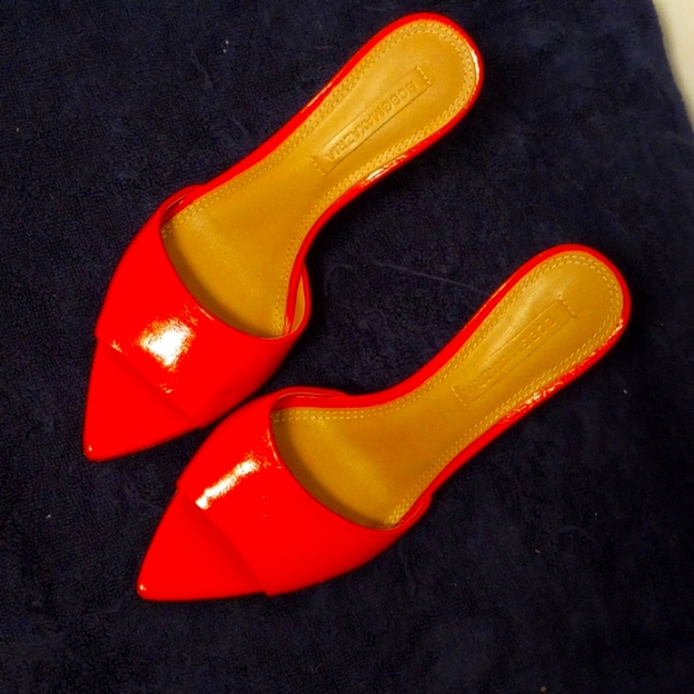 BCBG mule